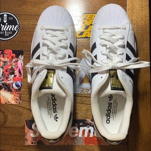 Adidas super stars